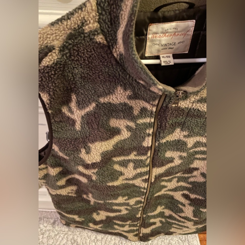 Men’s Weatherproof Vintage Sherpa Camo Vest Size XL